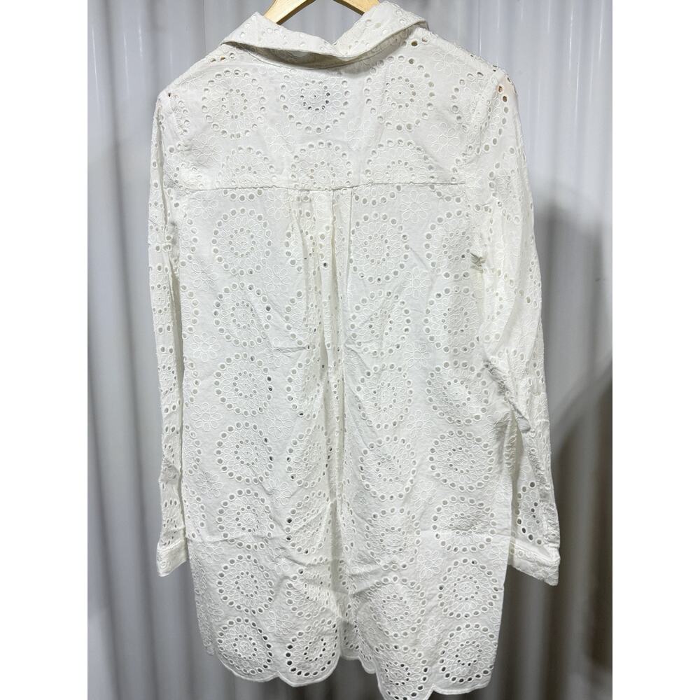 Cartolina Nantucket Joy Coverup Top Sz M White Eyelet Scalloped Hem Embroidery - Picture 11 of 12